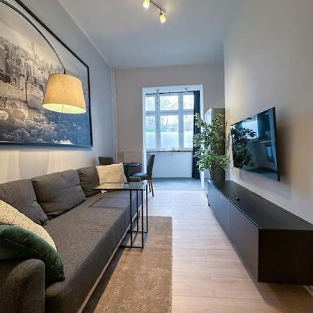 Modern City Apt. -With 2 Tv, Netflix And Work Desk Essen Luaran gambar