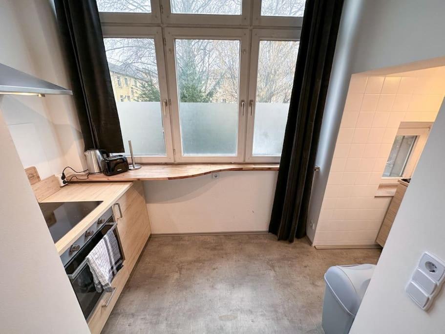 Modern City Apt. -With 2 Tv, Netflix And Work Desk Essen Luaran gambar