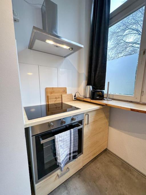 Modern City Apt. -With 2 Tv, Netflix And Work Desk Essen Luaran gambar